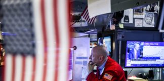 Stocks have their worst quarter since 2022, raising doubts about Trump’s economic playbook